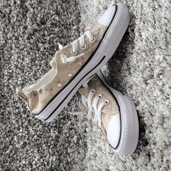 Converse shoes slip on Brand new in the box authentic - Picture 4 of 11